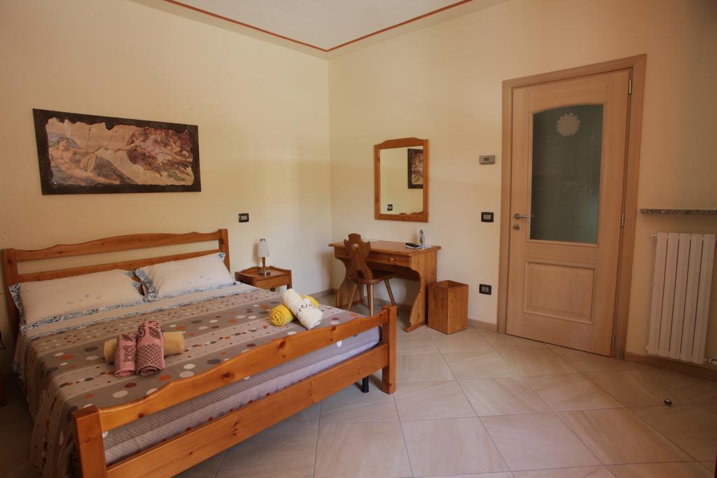 Bed And Breakfast Luna San Giovanni Bianco Room photo